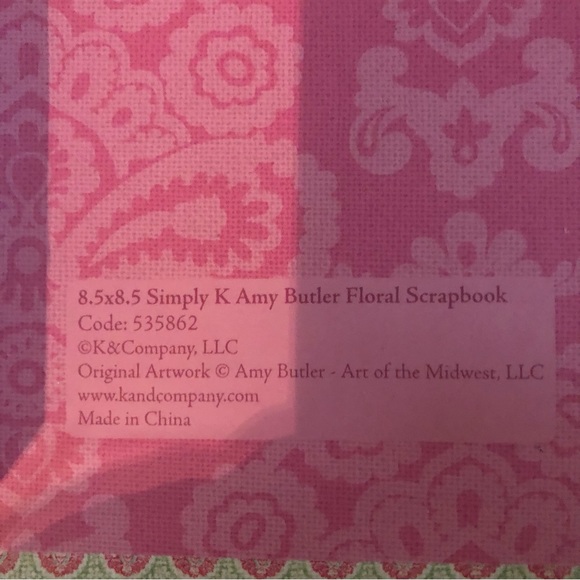 K & Company Floral Scrapbook - Picture 3 of 3